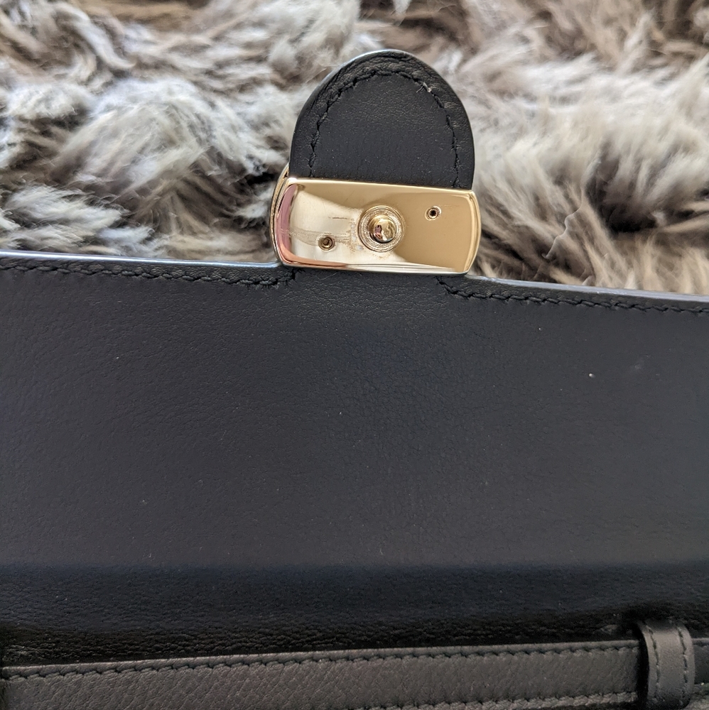 Gucci Wallet On Chain. - Picture 7 of 13
